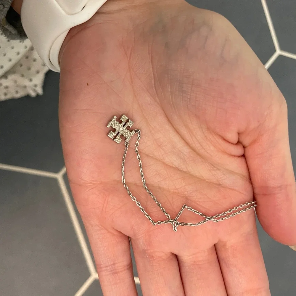 Tory Burch Logo Pave Crystal Delicate‎ Chain Necklace Silver Tone